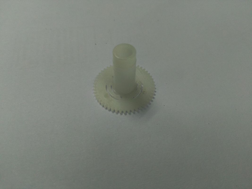 White Colour of Plastic Gear Mold Part with POM Material Made From Precise Injection Mold